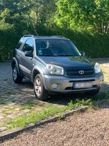 Toyota RAV4 2.0 4wd - Toyota RAV 4 aus 2004