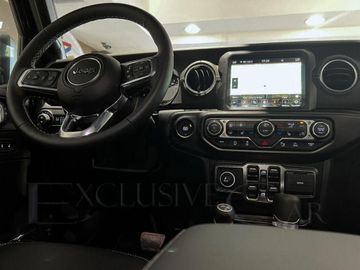 Jeep Wrangler - 11