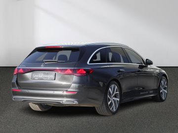 Mercedes E 220 - 3