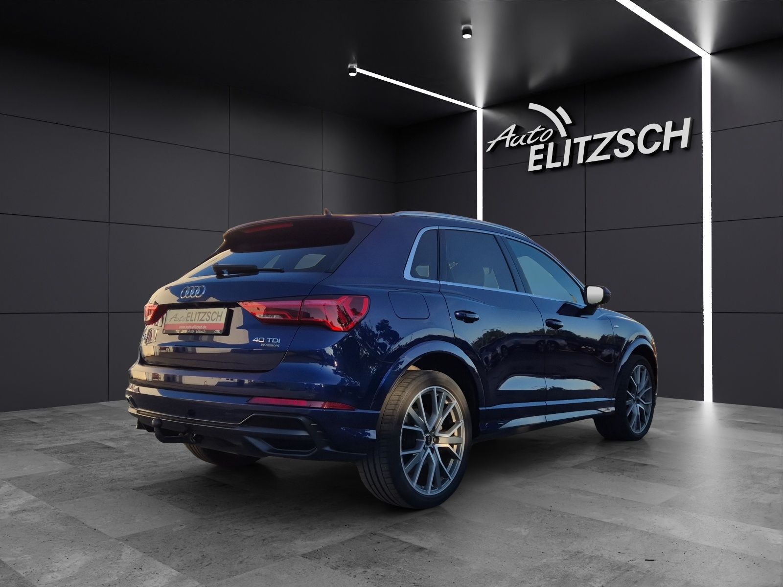 Fahrzeugabbildung Audi Q3 40 TDI quattro S-line S-tronic Matrix Navi AC