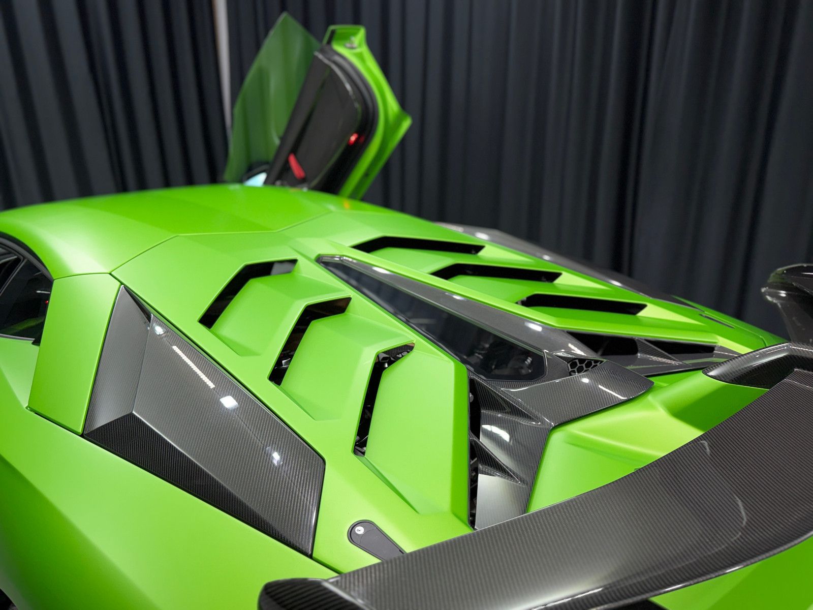 Fahrzeugabbildung Lamborghini Aventador SVJ | FULL CARBON|LIFT|SENSONUM|PPF|