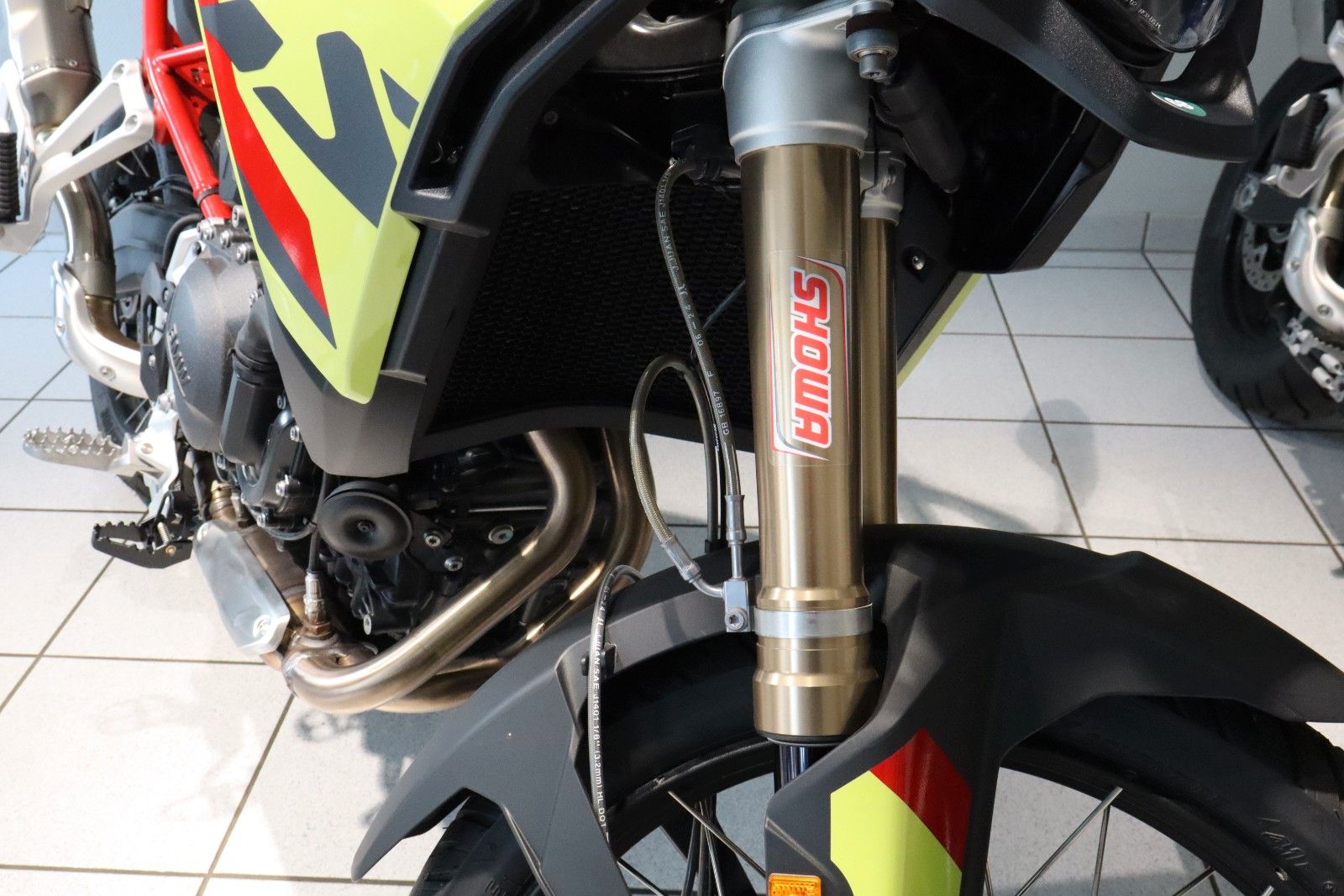 Fahrzeugabbildung BMW F900GS mit Enduro Paket