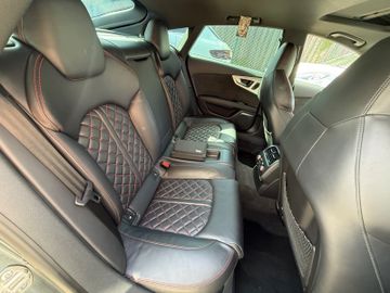 Audi A7 - 6