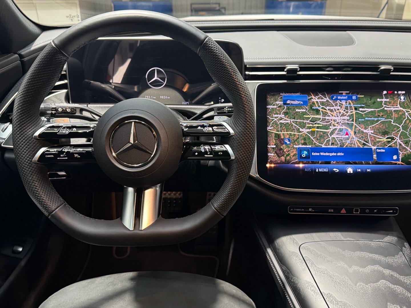 Mercedes-Benz E 220 d T AMG Night Pano DigitalLight Distronic