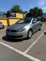 Volkswagen Golf VI Cabrio TDI Bluemotion - Volkswagen Golf: Bluemotion TDI