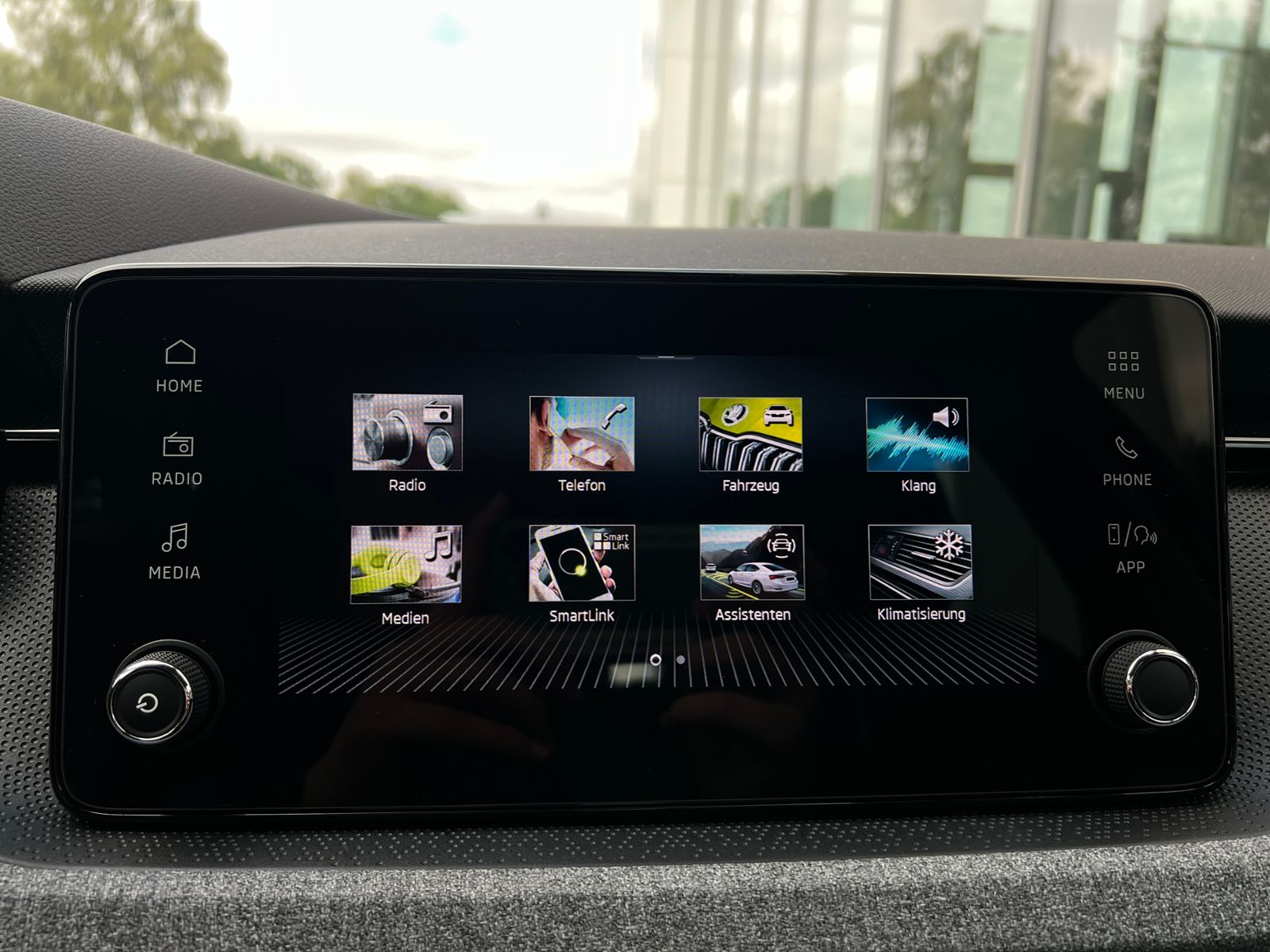 Fahrzeugabbildung SKODA Kamiq Selection 1.0 TSI DSG *ACC, LED, Kamera, S