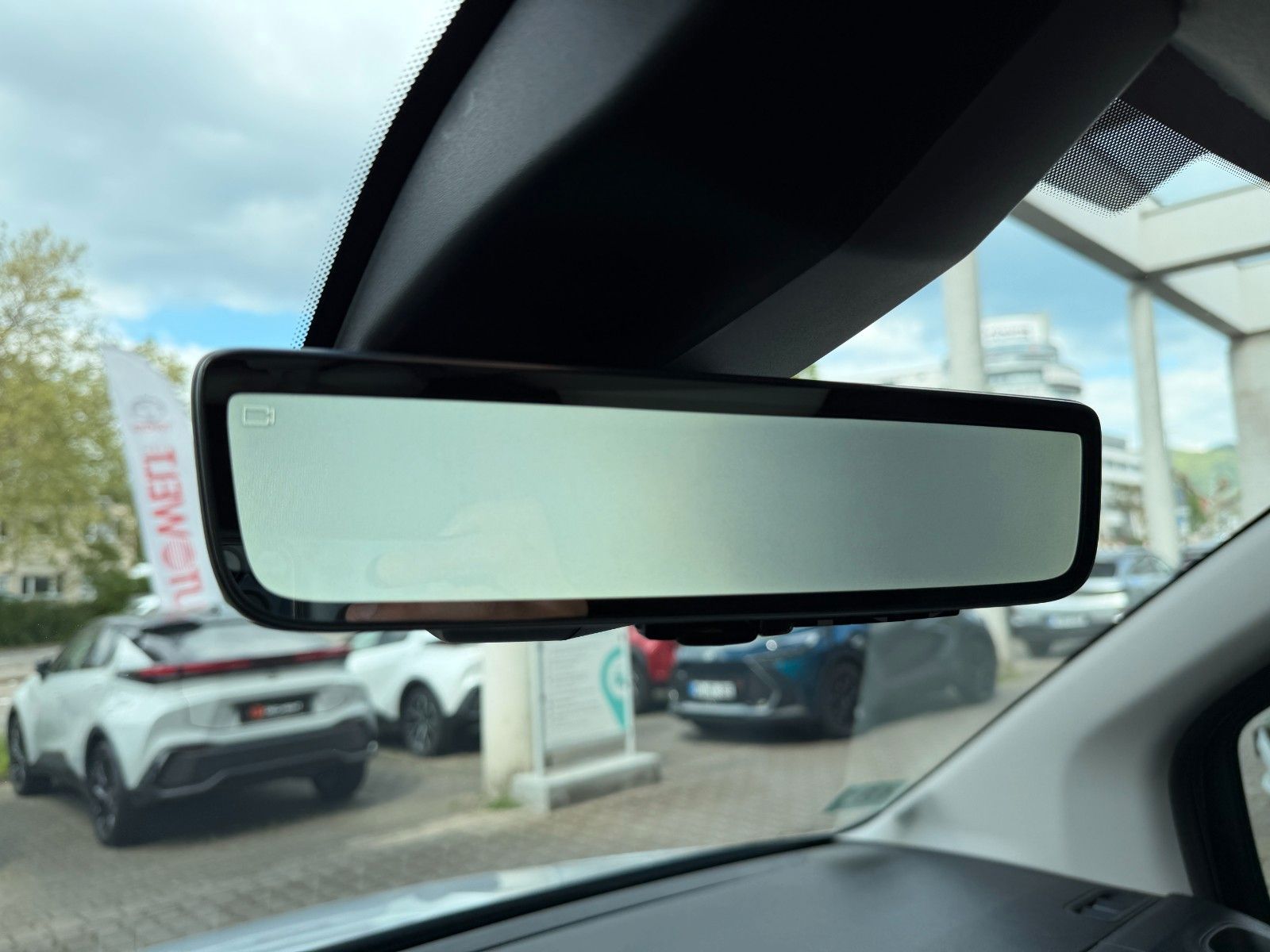 Fahrzeugabbildung Opel Combo Cargo Kastenwagen XL 1.5 Diesel 102 PS!
