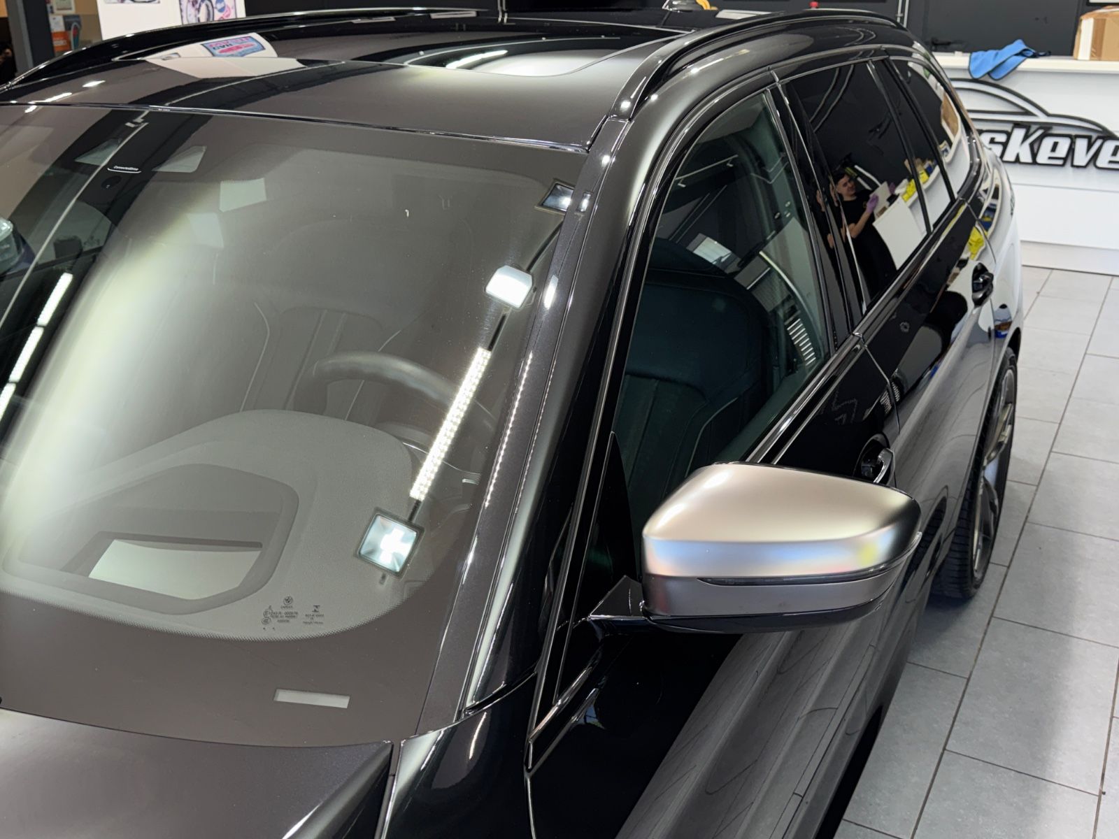 Fahrzeugabbildung BMW M550d xDrive Touring|PANO|NAVI|AHK|1.HAND