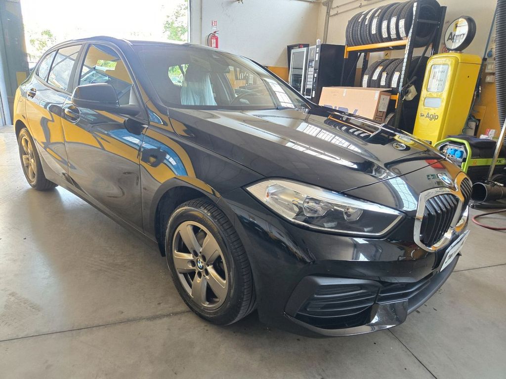 Image of BMW 116