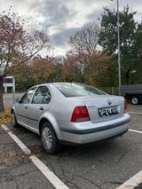 Volkswagen Bora 1.4 Basis Basis - Volkswagen Bora Basis mit Benzin-Antrieb