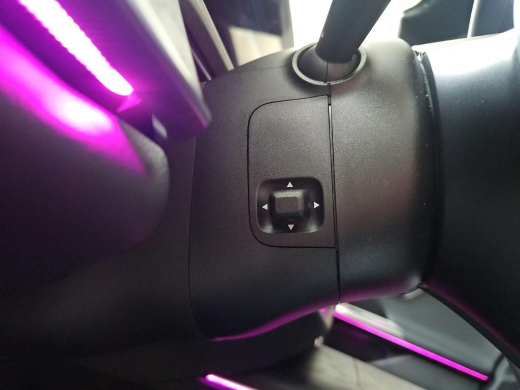 Fahrzeugabbildung Mercedes-Benz E 450 dT 4M Avantg. AHK ACC Sitzklima Pano 360°