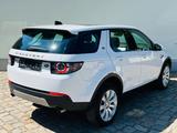 Land Rover Discovery Sport HSE 4x4 +AHK+NAVI+PANO+XENON+ - Land Rover: Sport