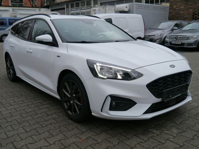 Ford Focus ST-Line X Navi/LED/CAM/PDC/VC/LaneAss/Appl