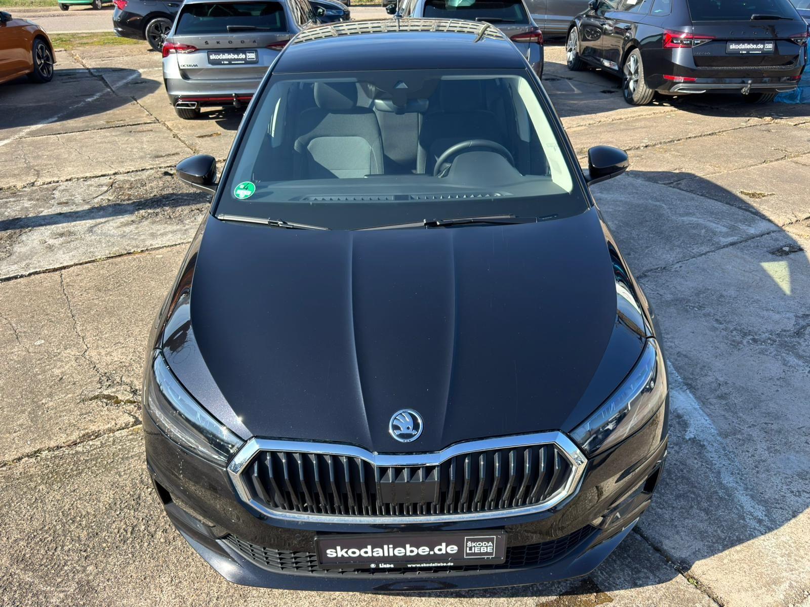 Skoda FABIA SELECTION 1.0TSI SITZHEIZUNG+KAMERA+AHK