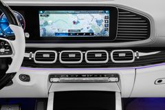 GLS 600 Maybach 4M SILVER/WHITE BURMESTER 360°