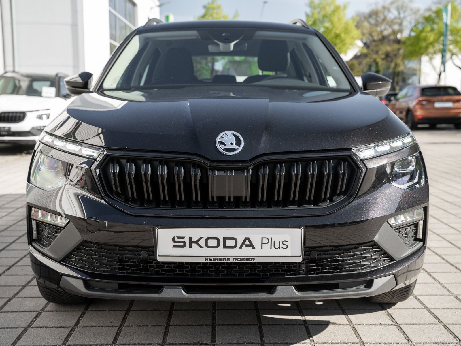 Skoda KAMIQ TOUR 1.0 TSI DSG AHK Kam. Navi Virtual ACC imagem 3