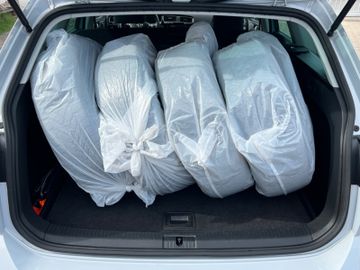 Volkswagen Golf - 10