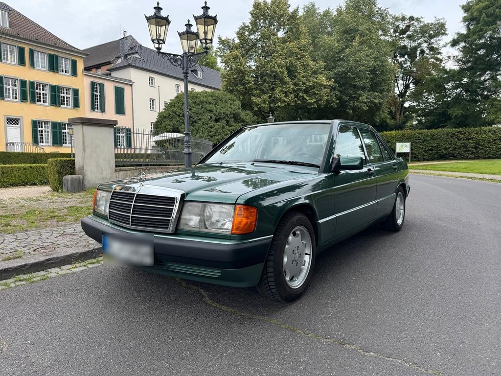 Mercedes-Benz 190