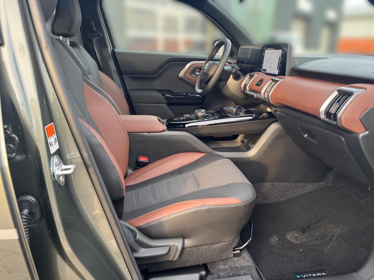 Suzuki e Vitara COMFORT+ 61KWH 2WD*Wärmepumpe/360° Kame