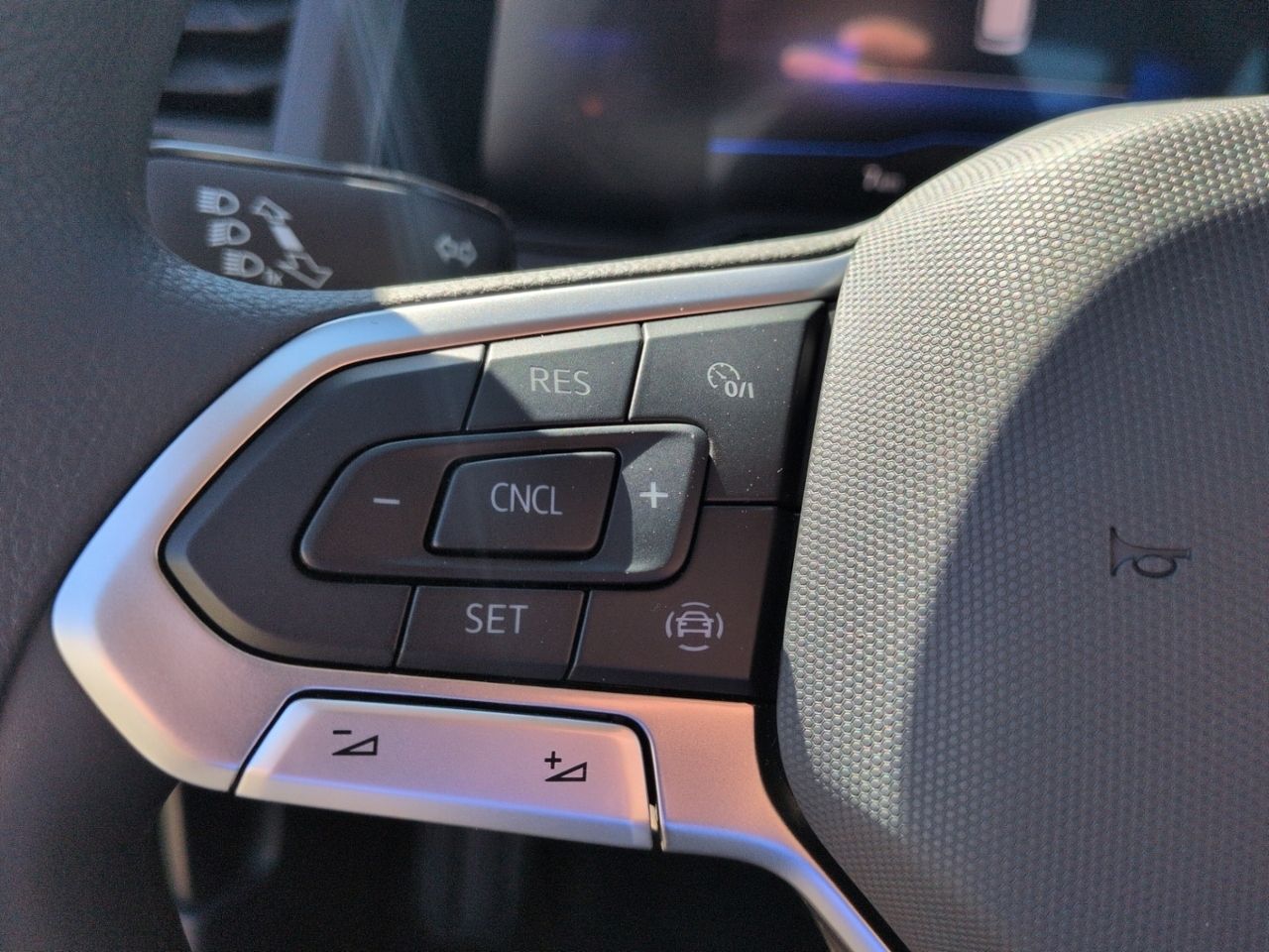 Taigo 1.0 TSI APP+LED+CARPLAY+SHZ+KLIMA+ALU+