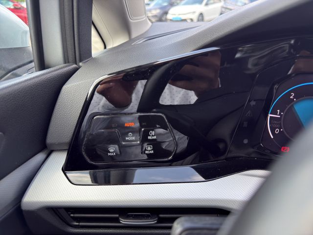 Golf VIII 2.0TDI Basis