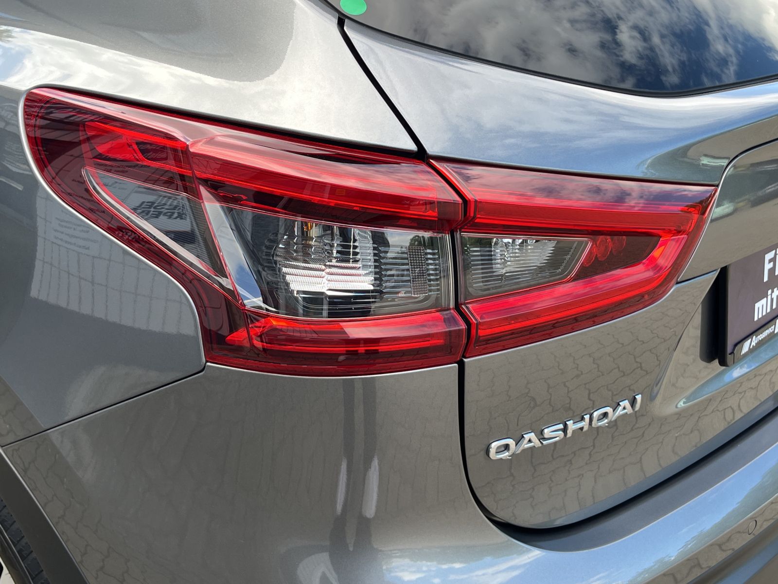 Fahrzeugabbildung Nissan Qashqai SHZ*NAVI*360°Kamera*PDC*AHK*LED*Pano**