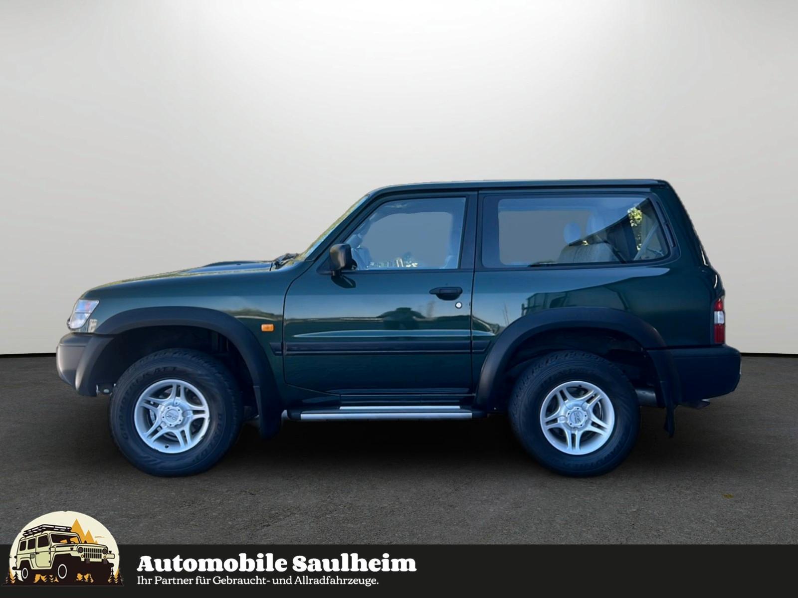 NISSAN PATROL GR 3.0 - 158 CV - 4X4 - BVM - CARNET ENTRETIEN