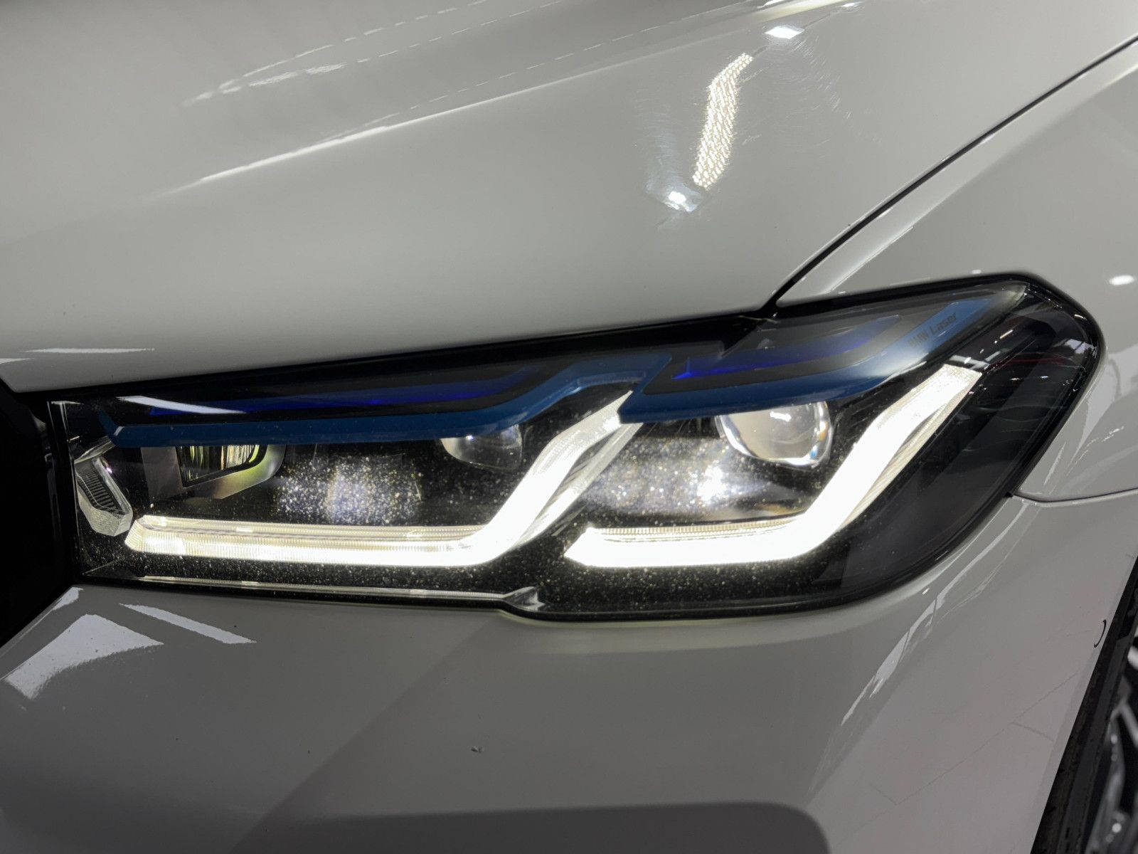 Fahrzeugabbildung BMW 530 d xDrive M Sport|360°|LASER|HUD|