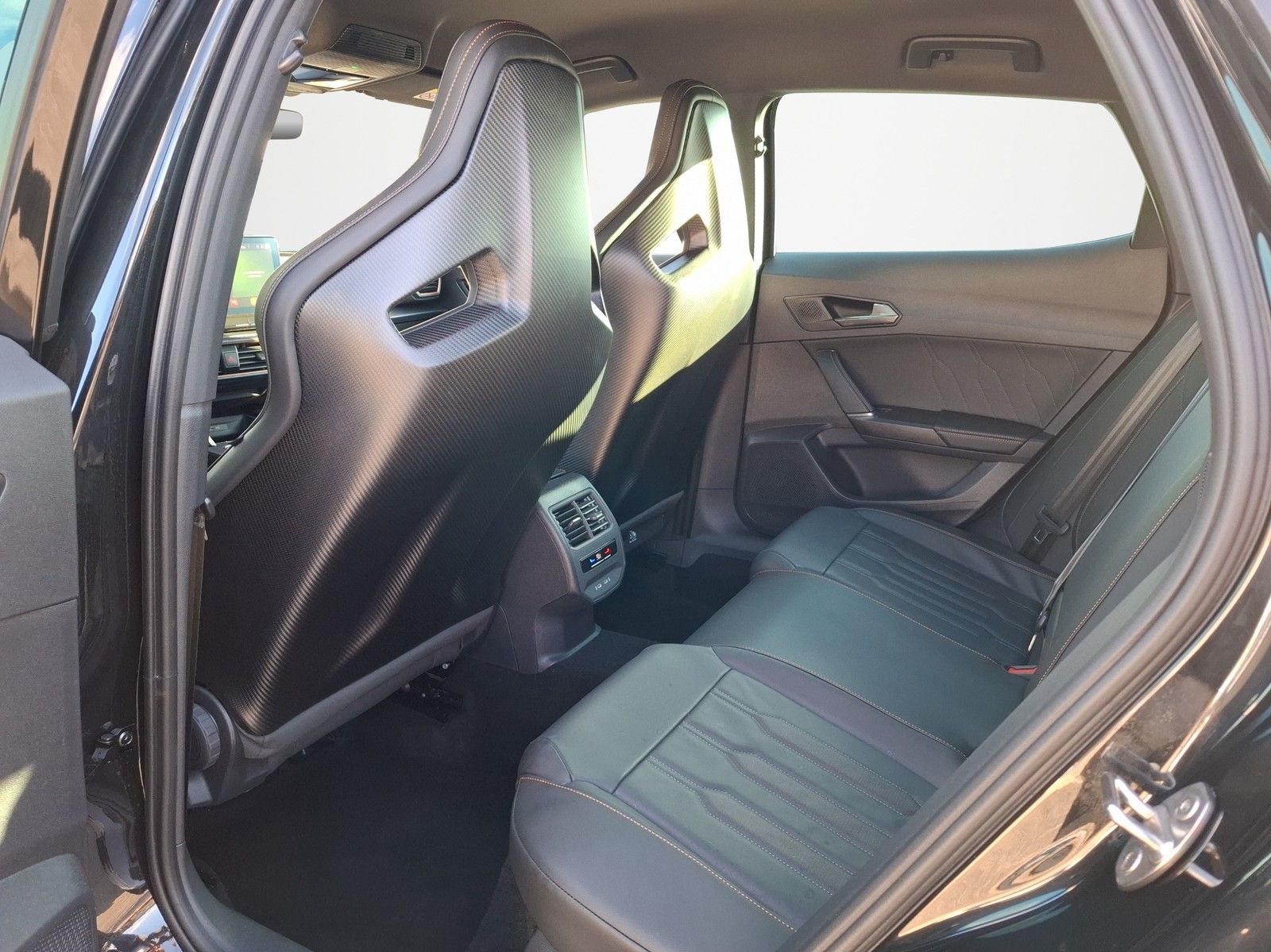 CUPRA Formentor 2.5 TSI VZ5 4Drive DSG / LEDER-PAKET-C - Image 15