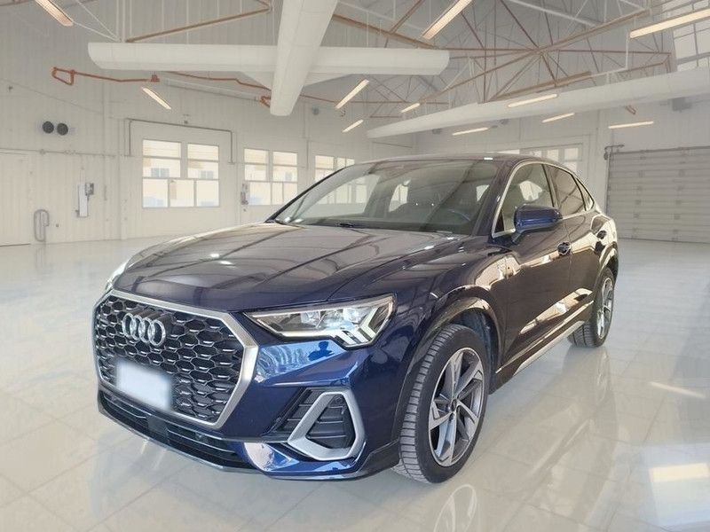 Image of Audi Q3