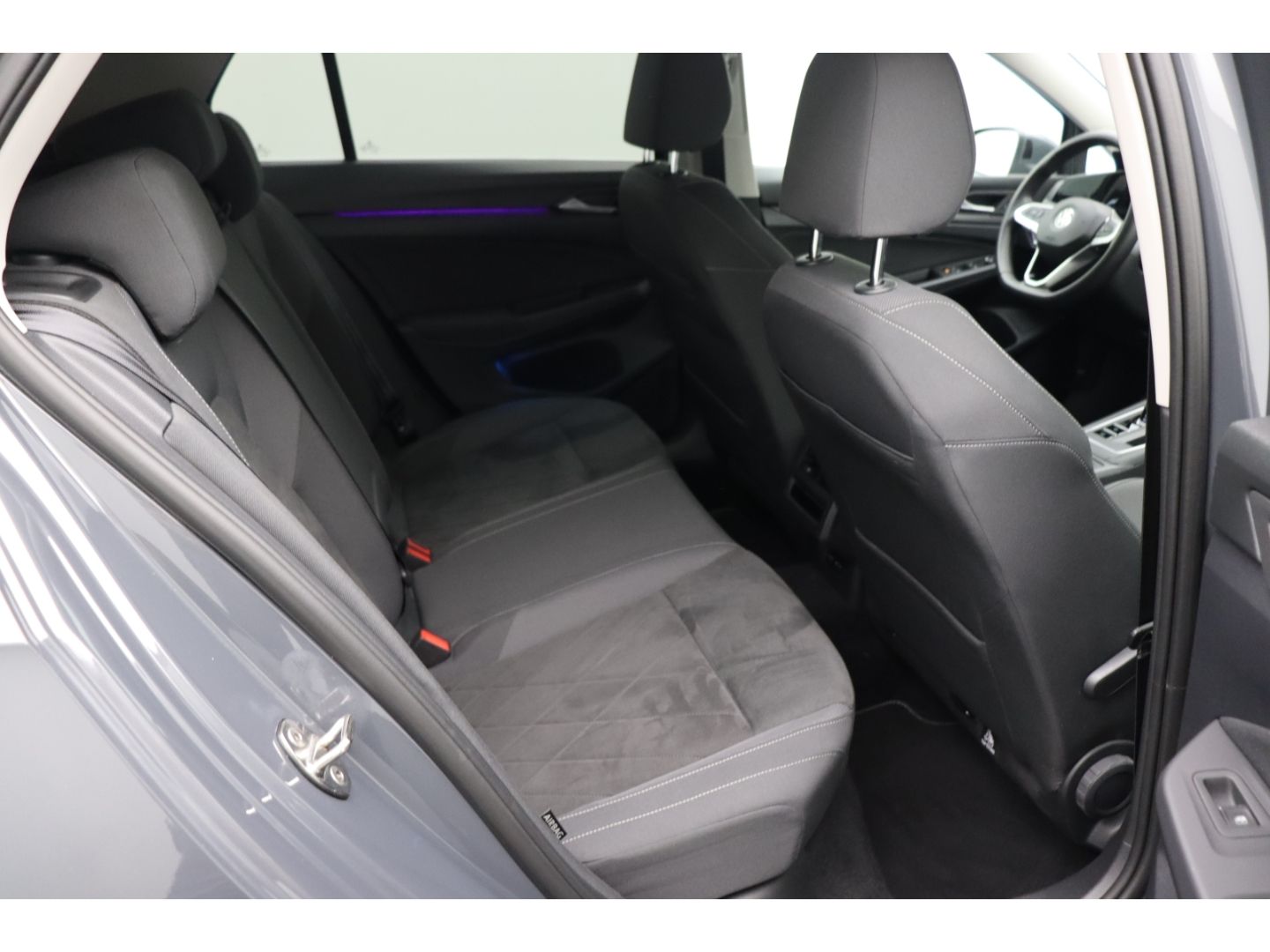Fahrzeugabbildung Volkswagen Golf VIII 2.0 TDI DSG Style ACC Memory