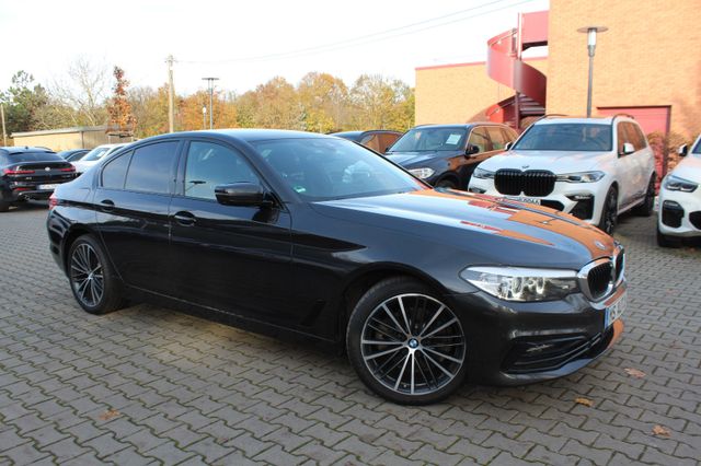 BMW 520d xD*Sport Line*Head UP*360Kamera*Stop&Go*AHK