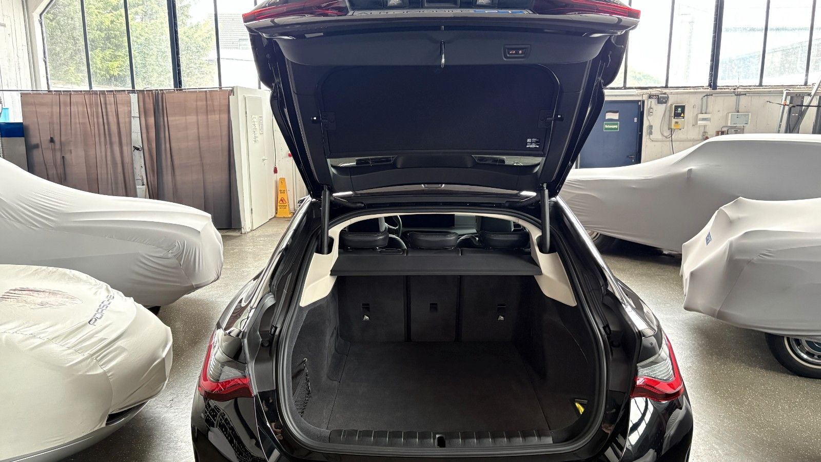 BMW i4 - Bild 18
