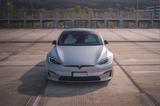 Tesla Model S Plaid | Satin Silver | Yoke | AHK - Tesla Model S: Plaid