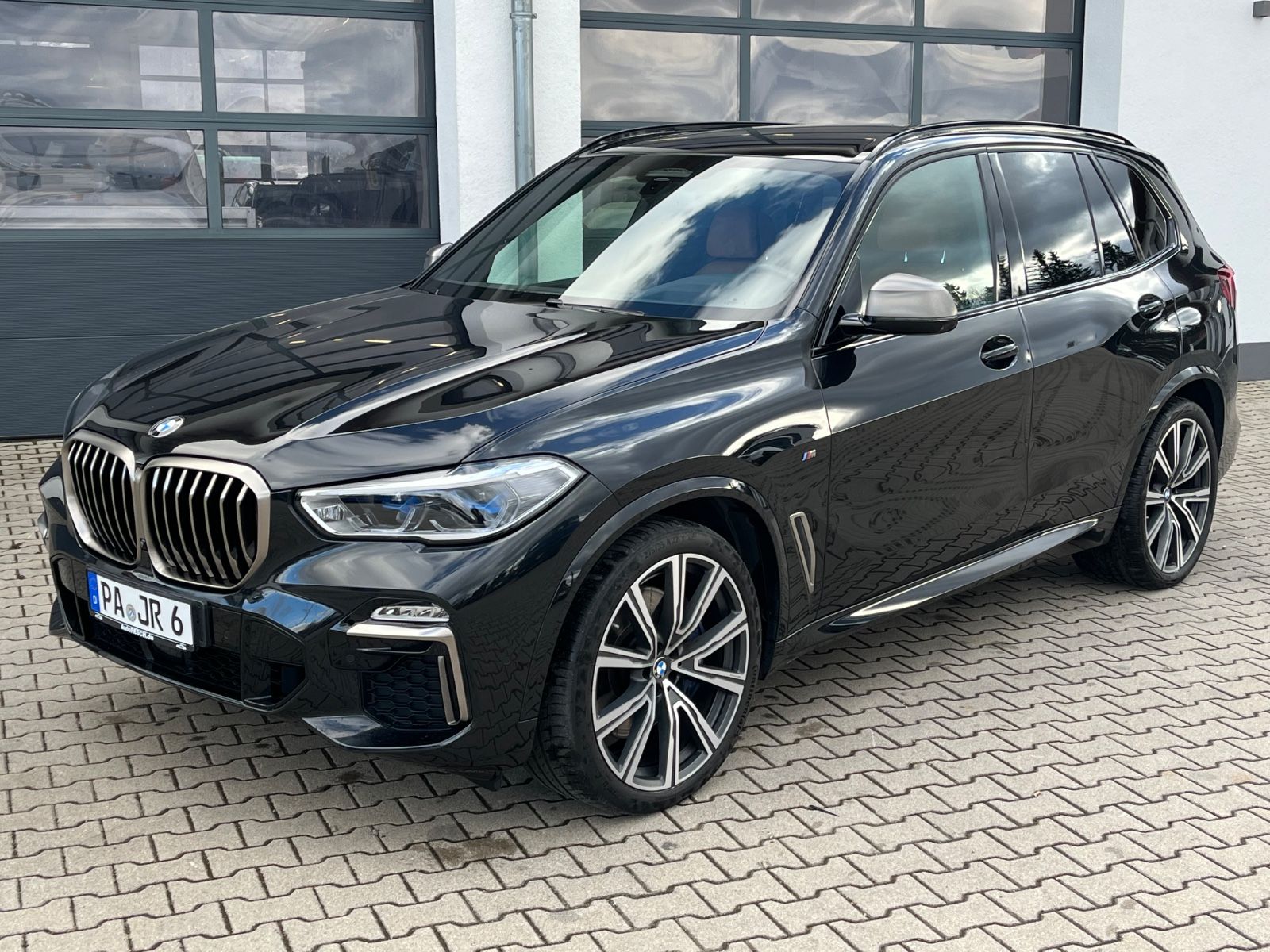 BMW X5 M50D Laser Standheizung Komfortsitze