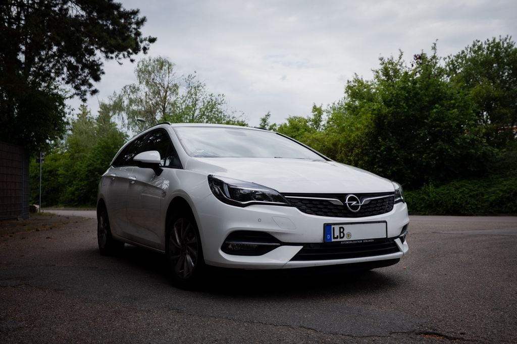 Image of Opel Astra