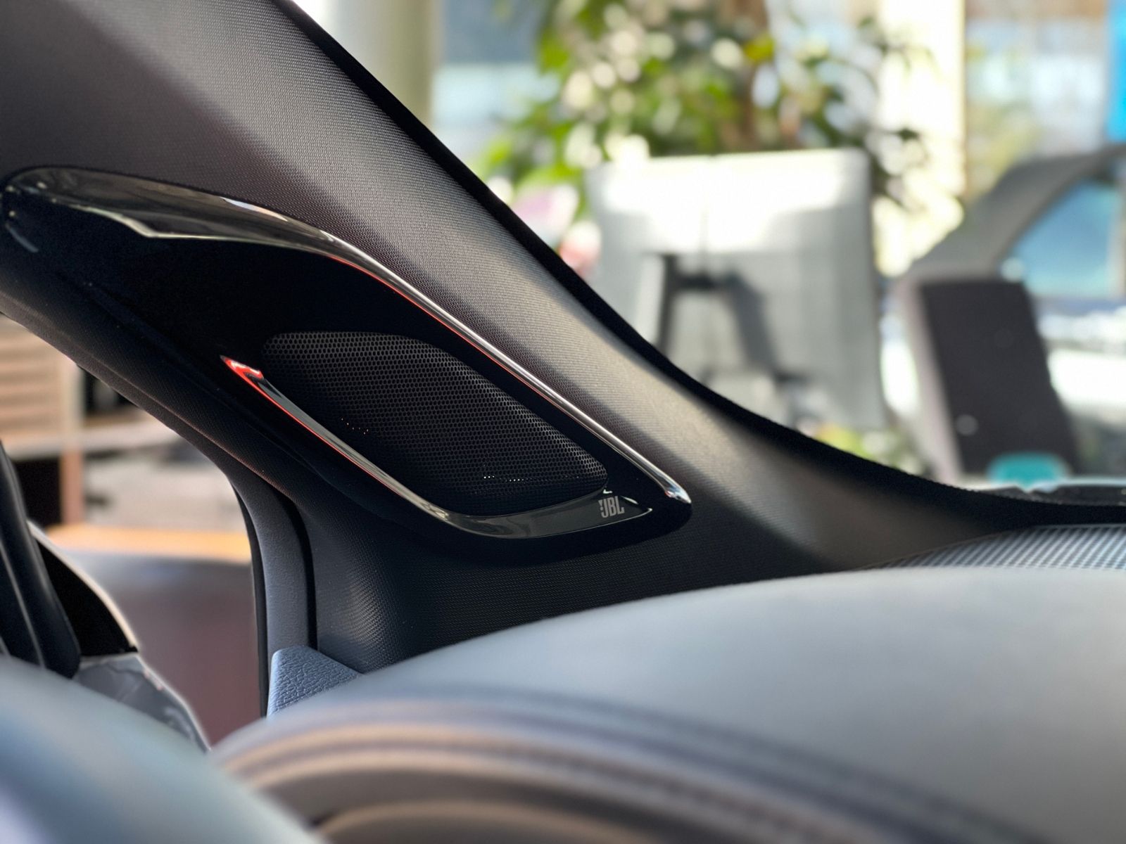 Fahrzeugabbildung Toyota C-HR Hybrid GR Sport AHK LED NAV SHZ ALU