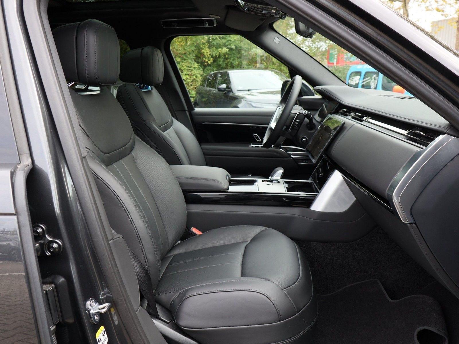 Land Rover Range Rover P460E HSE Plug-In-Hybrid 22"Felgen G imagem 3