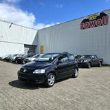 Volkswagen Fox Style 90.000 KM TÜV 5.27 EURO 5 ALUFELGEN - Volkswagen Fox: Style