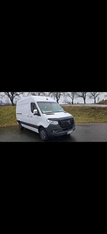 Image of Mercedes-Benz Sprinter