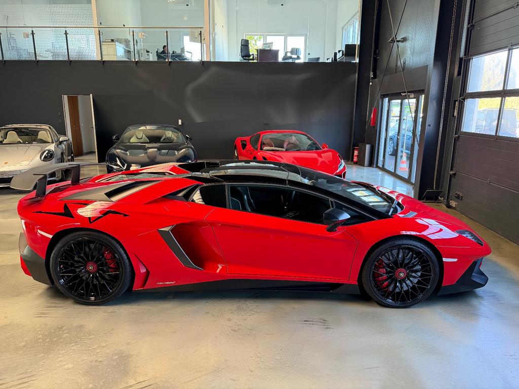 Lamborghini Aventador