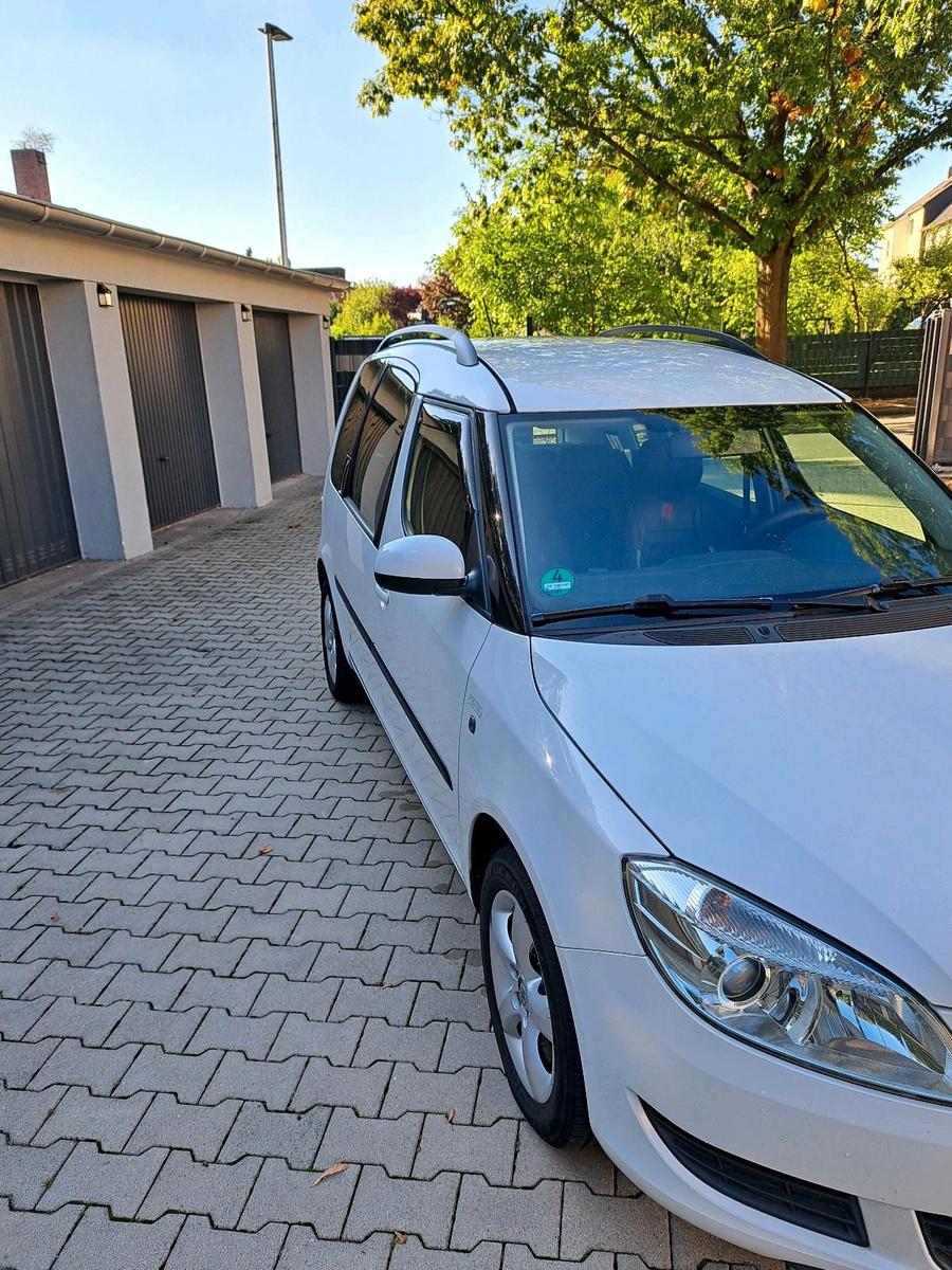 Skoda Roomster 2012 — photo 15