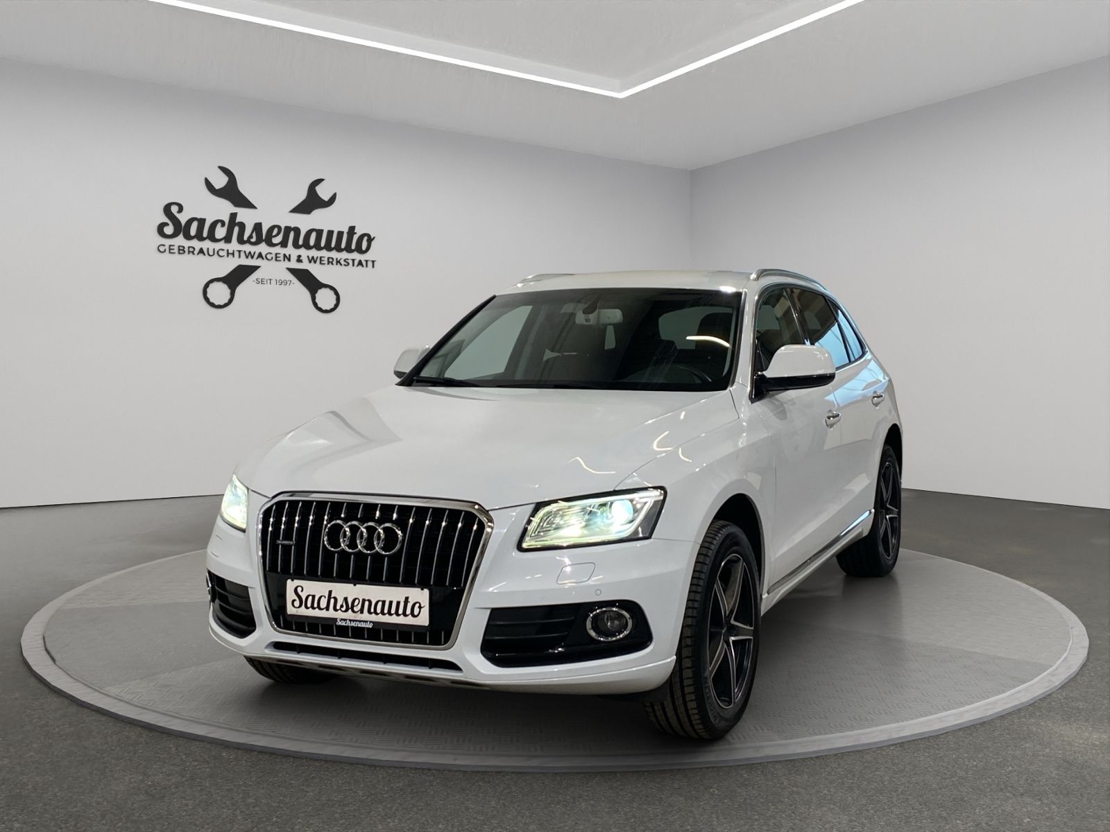 AUDI Q5 2.0 TDI quattro (HU neu, WIRÄ, Xenon, SitzH,