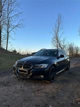 BMW 320i E91 - BMW 320 aus 2009: Kombi, 320i