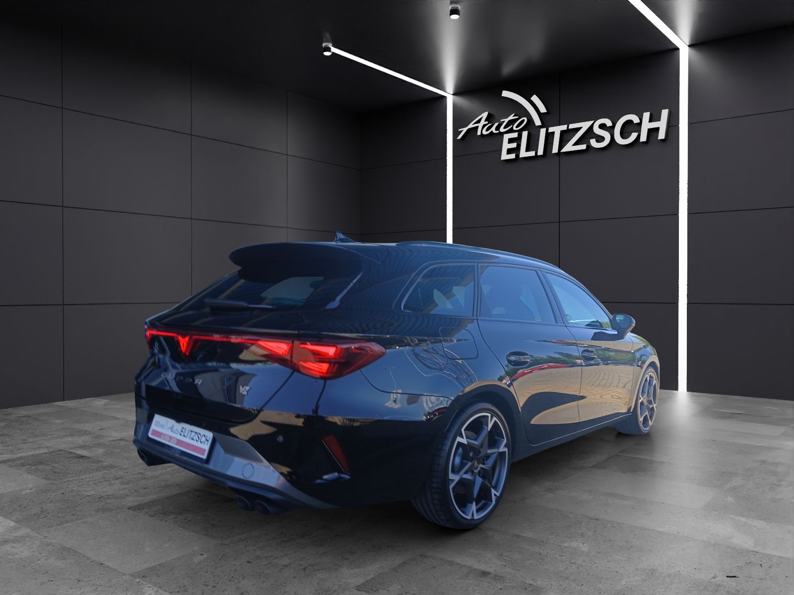 Fahrzeugabbildung CUPRA Leon ST TSI VZ DSG 4Drive LED AHK ACC RFK SH 19"