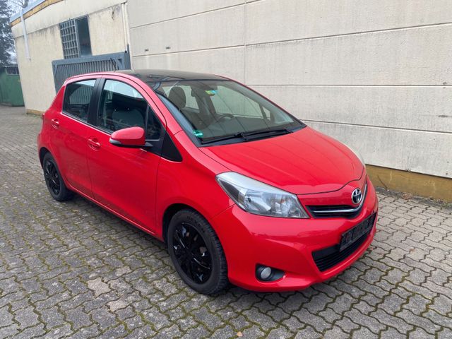 Toyota Yaris 1,33-l-Dual-VVT-i  Club + Lounge Paket +