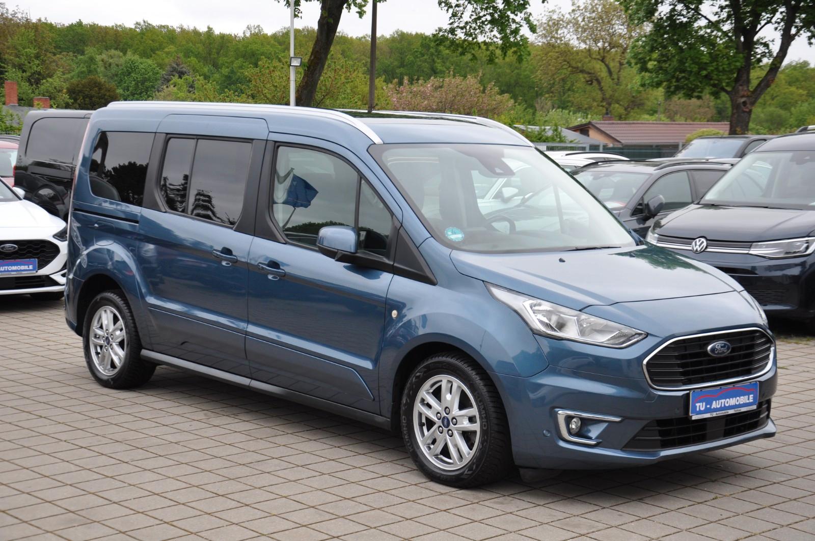 Ford Grand Tourneo Connect Titanium Aut NAVI-PANO-7Si