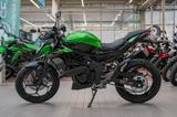 Kawasaki Z 125, 4 JAHRE GARANTIE, 500,- Führerscheinbonus - KAWASAKI 125