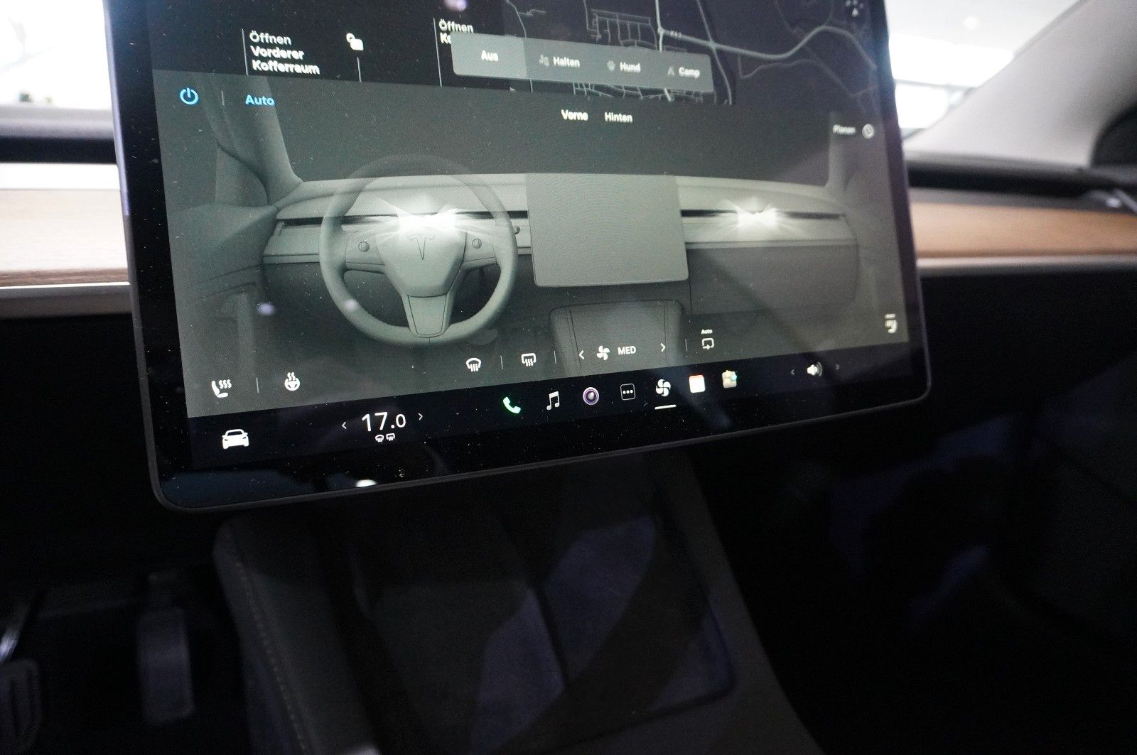 Fahrzeugabbildung Tesla Model 3 Standard Range Plus NAVI/KAMERA/DAB/PANO