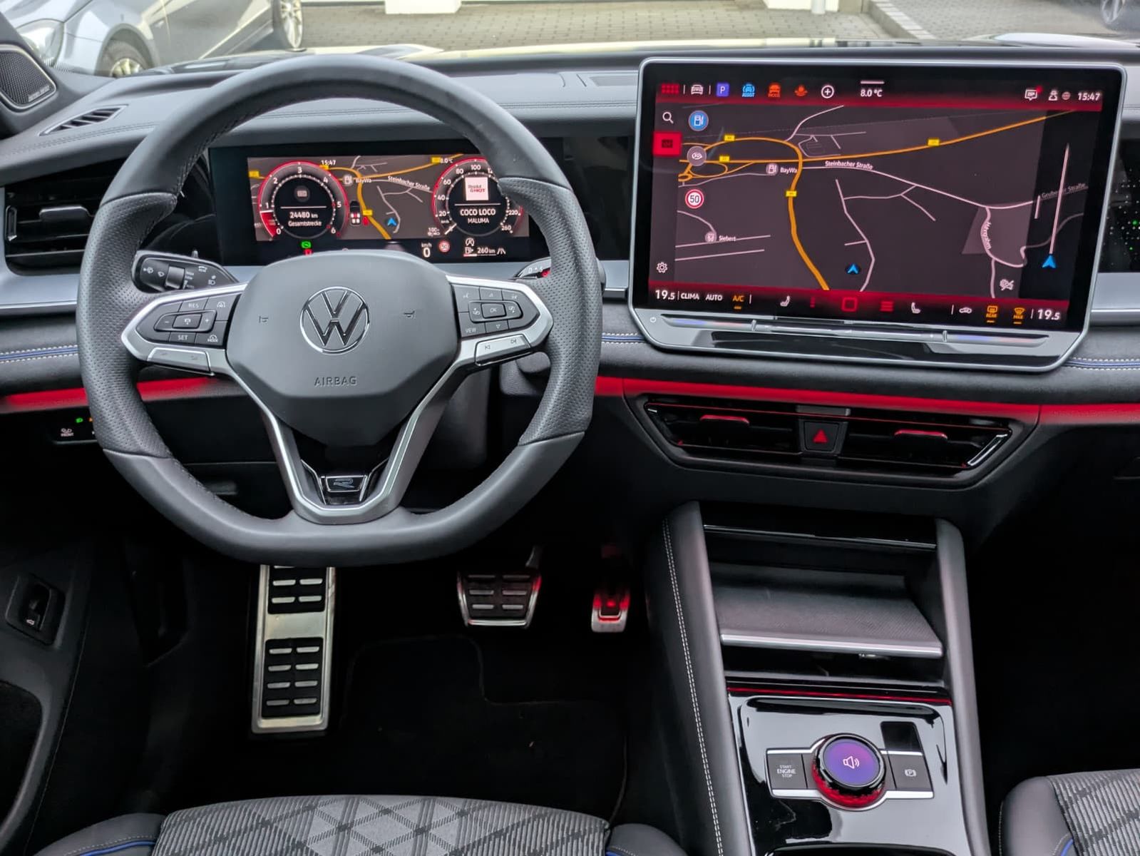 Fahrzeugabbildung Volkswagen Tayron 2.0 TDI 4M R-Line 7Si*MATRIX*AHK*PANO*HUD